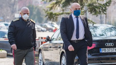 Великденските служби ще бъдат провеждани на открито (+ГАЛЕРИЯ)