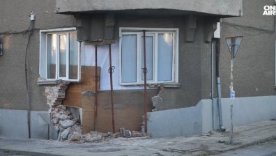 Как и защо се стигна до фаталната катастрофа с непълнолетен шофьор в Дупница