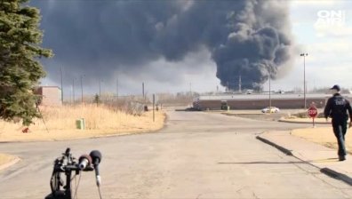 Експлозия в американска петролна рафинерия рани над 10 души