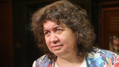 Плагиатствал ли е Петър Илиев текст от дисертация на доц. Киселова и затова ли бе сменен в последния момент?