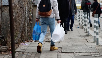 Helpbook: Съмнителна дейност, мигранти в блок в ж.к. "Дианабад" 