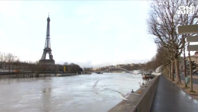 Опасността от наводнения в Париж остава, затвориха и част от Лувъра