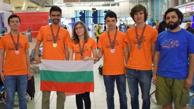 Български ученици с пет медала от третата Европейска олимпиада по физика