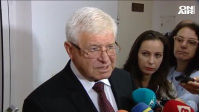 Колективна оставка на мед. сестрите от "Токуда" и болницата в Карлово