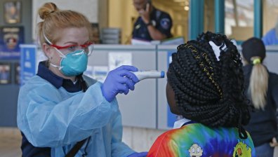СЗО: Някои страни трябва да върнат ограниченията, за да преборят вируса