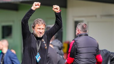 Вуцов негодува: Мен ме наказват с 6 мача, Каранга псува си като хамалин - един мач