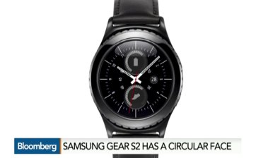 Samsung представи новия смартчасовник Gear S2