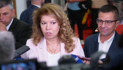 Йотова за доклада на ЕК: Има много други държави в ситуацията на България