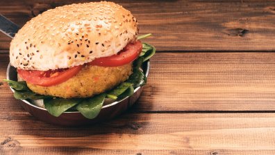 Настъпва краят на веганския бургер и соевия кашкавал в ЕС