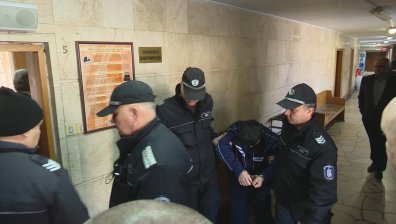 Убийството на Кристин от Сотиря: Изслушват съдебния лекар