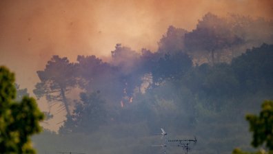 В Италия падат температурни рекорди, бушуват стотици пожари