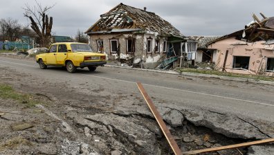 Жертви и ранени след най-смъртоносния удар срещу Западна Украйна, Мариупол - ключ за преговорите