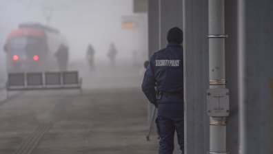 Пожар във вагон на Централна гара отне живота на четирима (СНИМКИ)