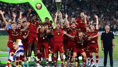 "Рома" на Моуриньо заслужено триумфира в Лигата на конференциите