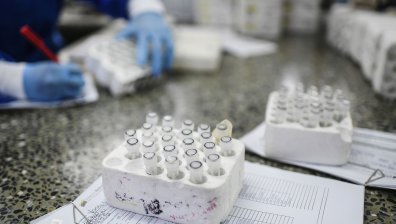 Повече от половината население на света не е получило нито една доза ваксина