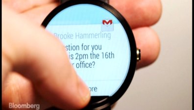 Motorola пусна на пазара умния часовник Моto 360