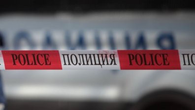 Кървава трагедия в Севлиево: Полицията разследва убийство и самоубийство