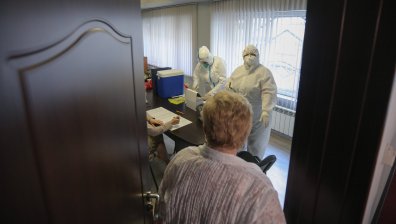 Четирима починали и 140 новозаразени при рекорден брой тестове