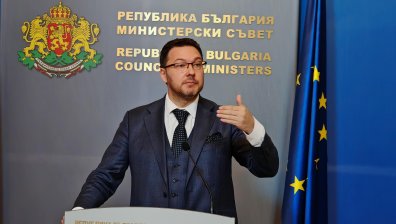 Даниел Митов: Няма да подам оставка, МВР не лъже за побоя в Русе