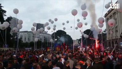 Антиправителствените протести в Албания не стихват