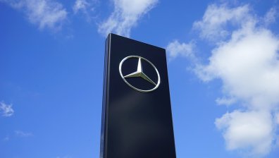 Забавяне в производството на Mercedes доведе до спад в резултатите на Daimler