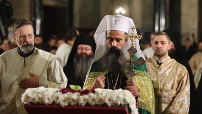 Патриарх Даниил: Няма как да търсим мир в света, ако го нямаме в душите си