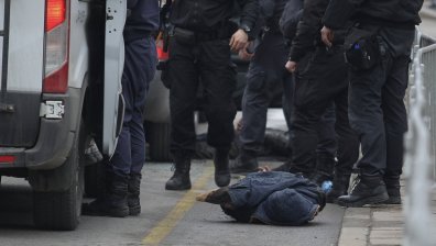 Оставиха в ареста полицаите от Казанлък, те: Не сме убийци