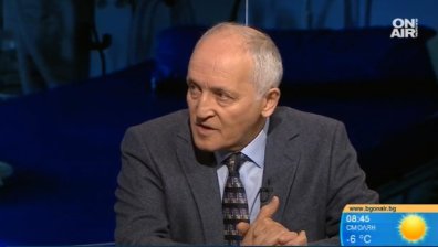 Д-р Еленков: Натискът върху болниците идва до дни, Ковид зоните имат голямо значение