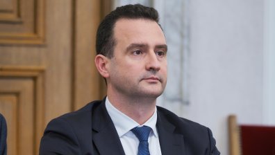 Енергийният министър: Изгорени са повече въглища тази зима, ще има ръст на емисиите