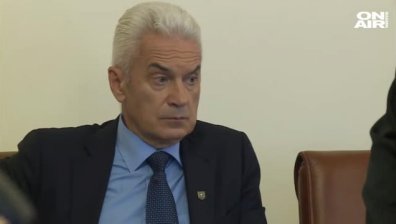 "Атака" може да поиска оттеглянето на Валери Симеонов от властта
