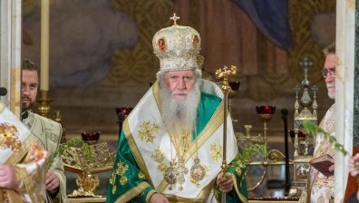 Патриарх Неофит е приет по спешност в болница