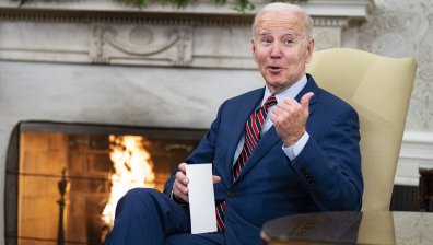 Едва 4 от 10 американци харесват Байдън