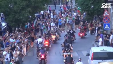 Хиляди снощи на протест в Асеновград срещу ромското насилие
