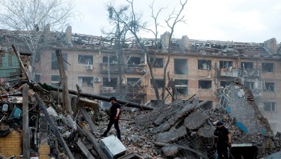 Русия и Украйна сключват примирие около АЕЦ Запорожие