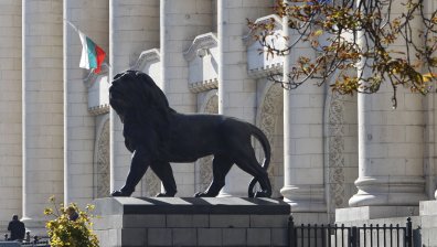 И бившият изпълнителен директор на "Напоителни системи" с обвинение