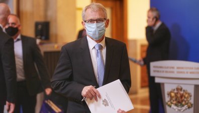 Последно: Децата се връщат в клас от 10 ноември