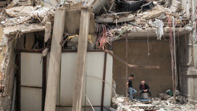Израелски удари в Ливан взеха пет жертви, спасители са сред загиналите