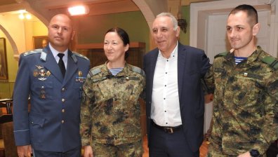 Наградиха най-добрите военни спортисти за 2023 г.