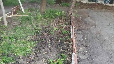 Нов сигнал за състоянието на детска площадки в столичен квартал