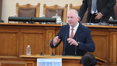 49-ото НС има председател, поне за 3 месеца