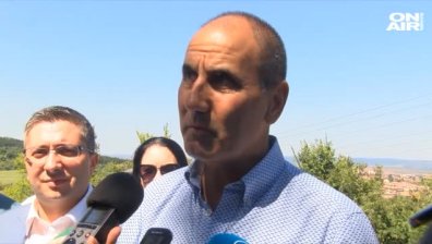 Според Цв. Цветанов Радев е повече политически опонент, отколкото президент