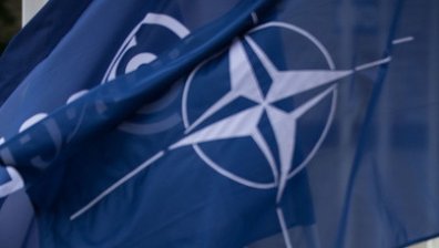 НАТО в готовност да възпира и противодейства срещу заплахите в интернет