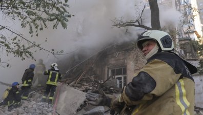 Доц. Бенатов: Около 10 взрива разтърсиха Киев, останахме без вода (ОБНОВЕНА)