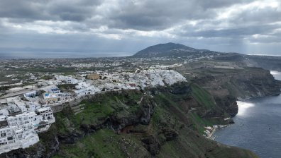 Наблюдава се повишена деформация на земята на Санторини