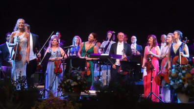 София е класика! Виенската филхармония изненада публиката с композиция "Шопска салата"