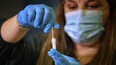 За 24 часа: 246 са новите случаи на коронавирус, 8 са починалите (ОБНОВЕНА)