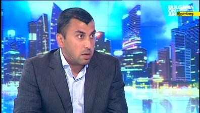 Огнян Исаев: Партиите да се отворят към образованите роми
