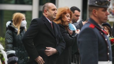 Радев започва консултации за справедливи и безопасни избори