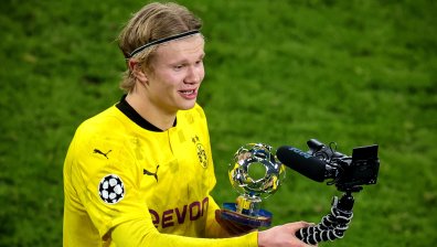 Головата машина Халанд класира "Борусия" на 1/4-финал в ШЛ