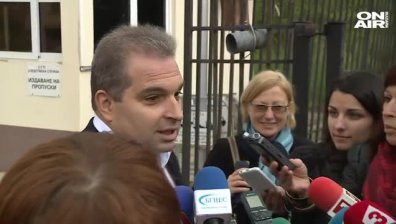 Гроздан Караджов с обвинение в източване на телеком